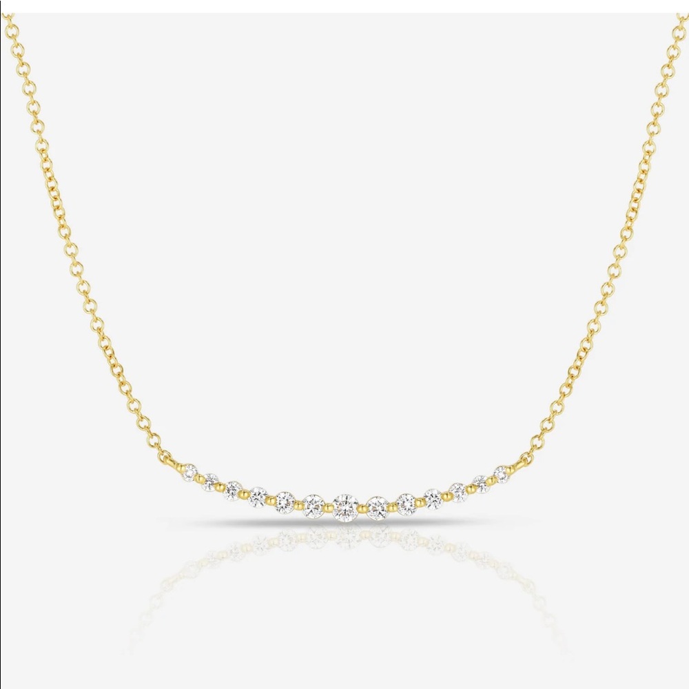 Ring Concierge Graduated Single Prong Diamond
